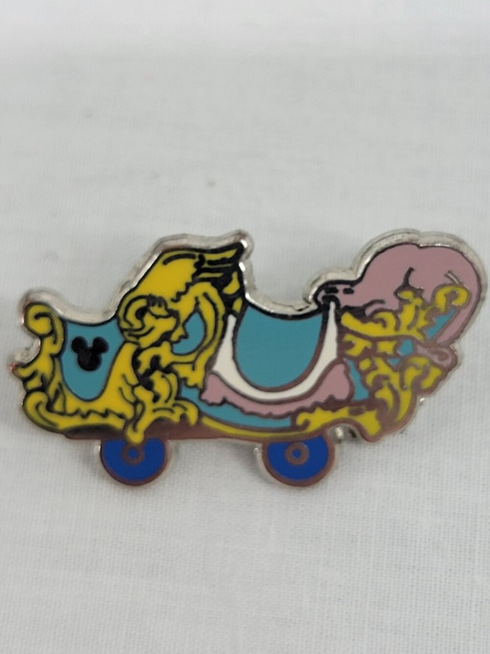 DISNEY Pin Trading ~ Train Collection ~ Casey Jr. Car 4/6 ~ Hidden Mickey ~2011